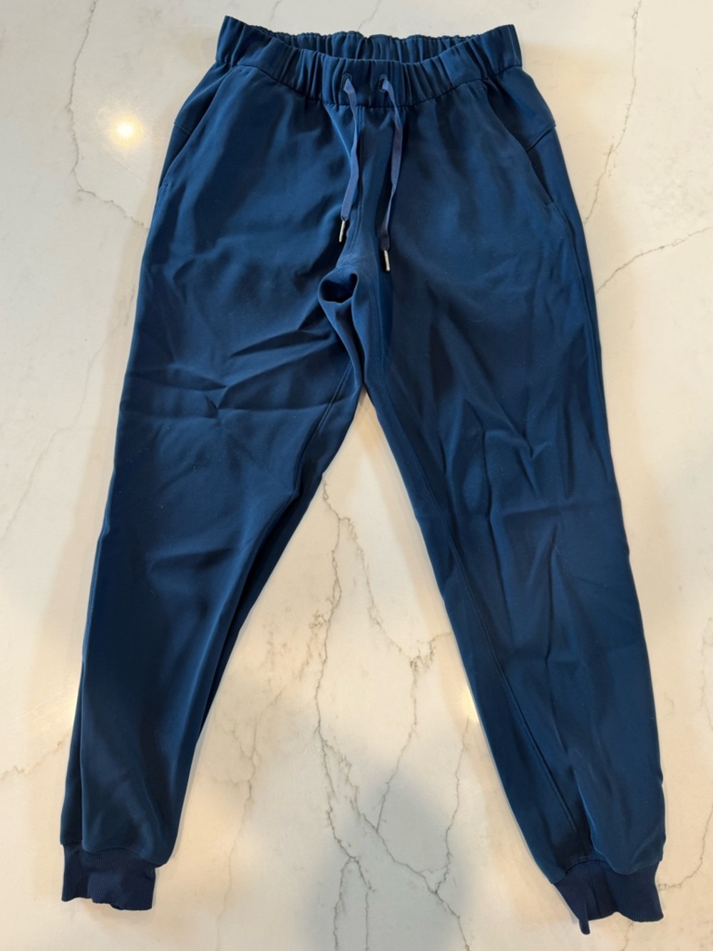 lululemon athletica 
ON THE FLY JOGGER 28"